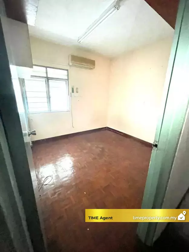 Desa Intan (Block 7A - 7F) — photo 2