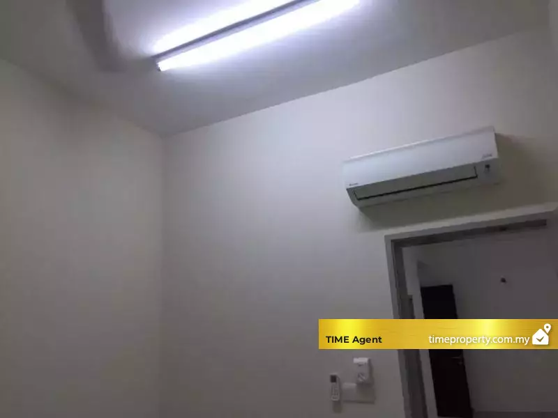Straits Garden Condominium (Block 353) — photo 3