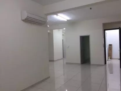 Straits Garden Condominium (Block 353)