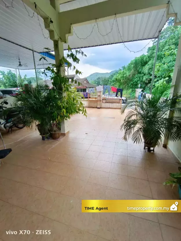 Taman Remia — photo 1