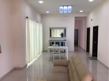 Bertam Lakehomes
