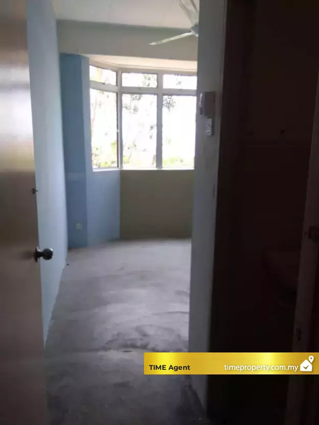 Pangsapuri Bandar Baru Air Putih — photo 4