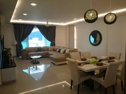 Summerton Bayan Indah