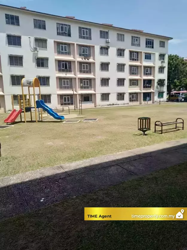 Flat Taman Kelisa (Block D &amp; E) — photo 1