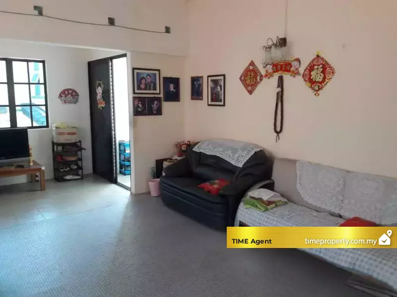 Taman Robina — photo 2