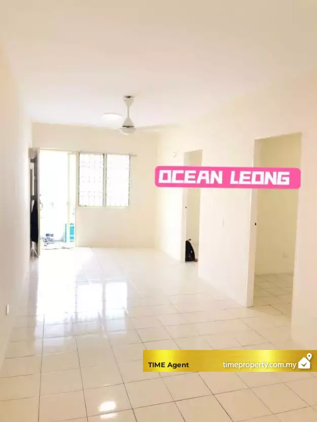Desa Putra (Queensbay) — photo 1