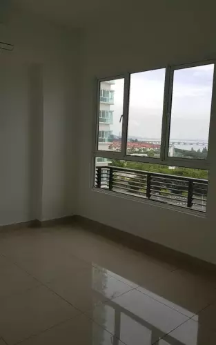Tropicana Bay Residences