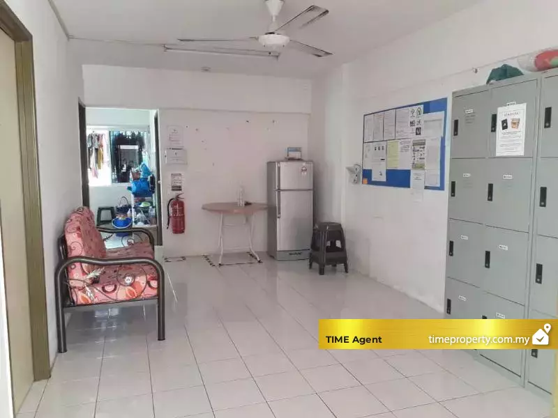 Desa Indah (Block 1) — photo 1