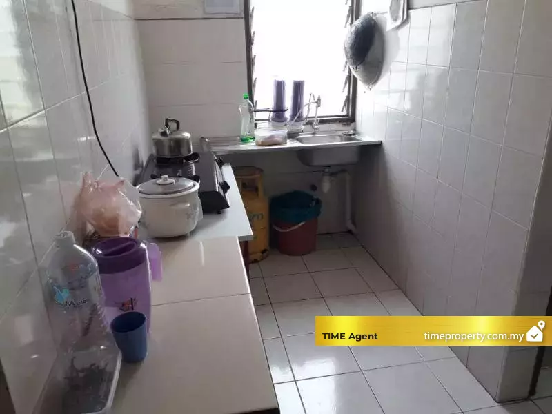 Desa Indah (Block 1) — photo 2