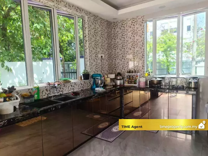 Taman Tun Hussein Onn — photo 1