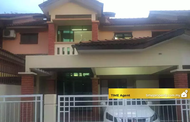 Taman Idaman — photo 1