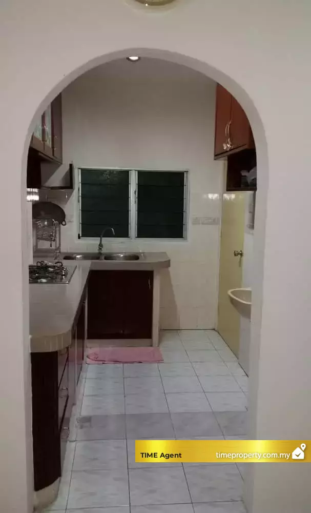 Taman Kristal — photo 2