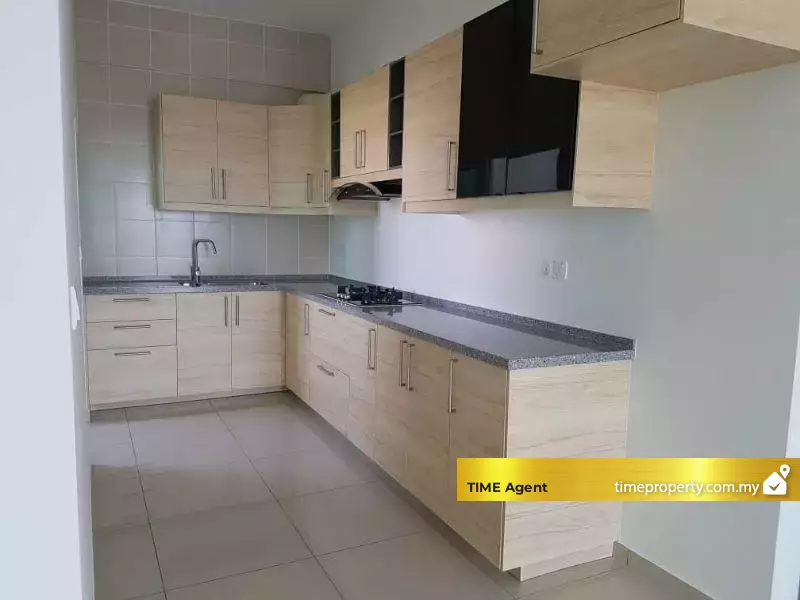 Solaria Residences — photo 1