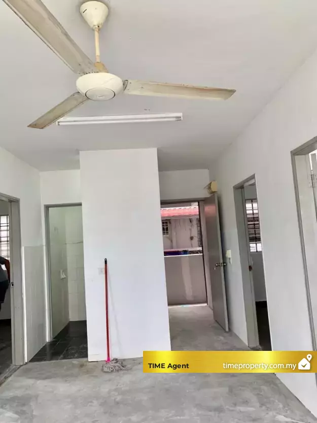 Palm Court / Pangsapuri Nipah — photo 1