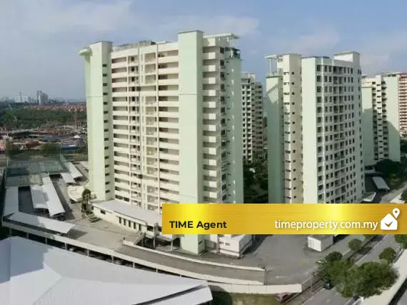 Putra Place Condominium — photo 2