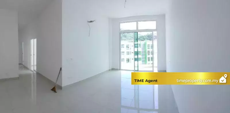 Setia Tri-Angle @ Setia Triangle — photo 1