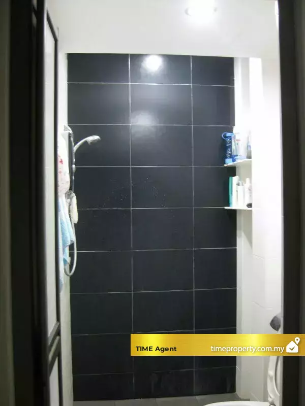 Indah Bay Condominium — photo 4