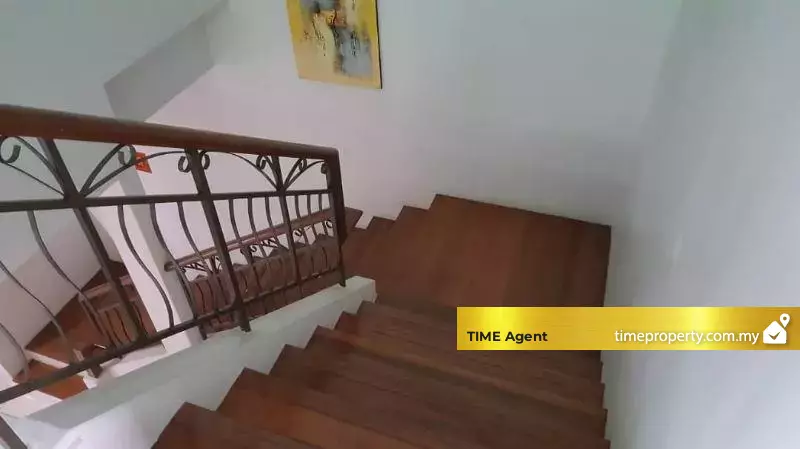 Taman Merbau Indah — photo 1
