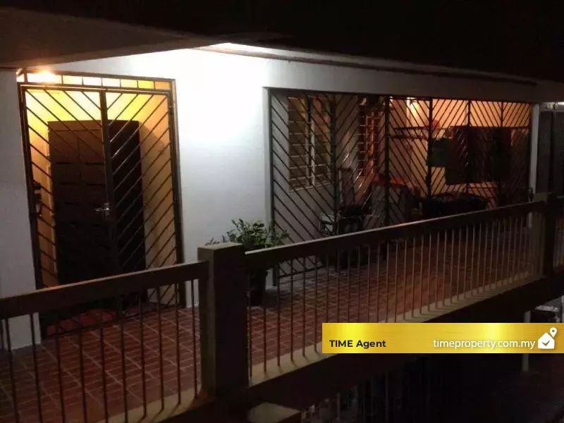 Taman Kampar — photo 1