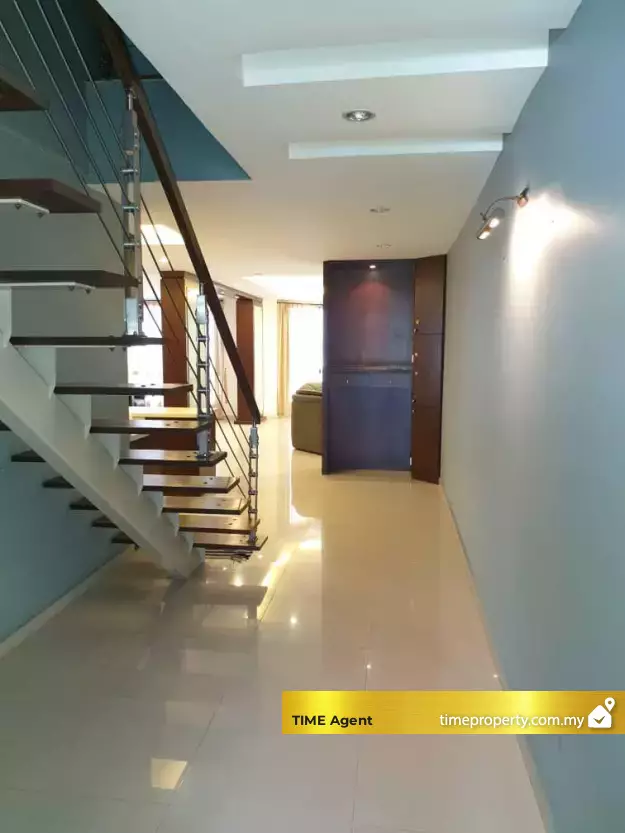 Marina Bay Condominium — photo 1