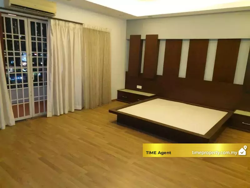 Marina Bay Condominium — photo 2