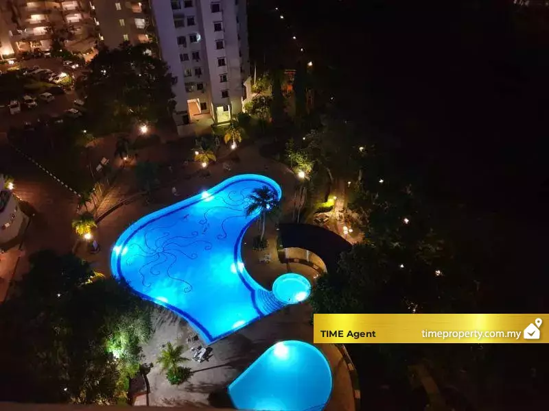 Marina Bay Condominium — photo 5