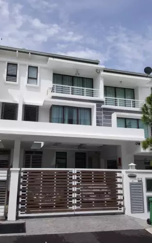 Setia Pearl Island