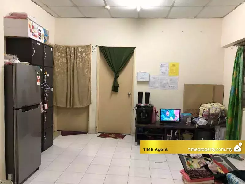Taman Sri Aman (Block 6) — photo 3