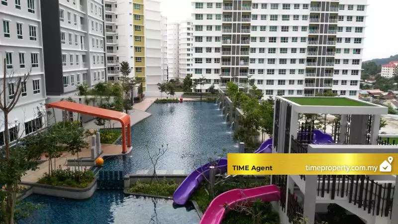 Solaria Residences — photo 1