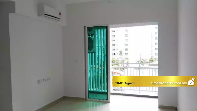 Solaria Residences — photo 2