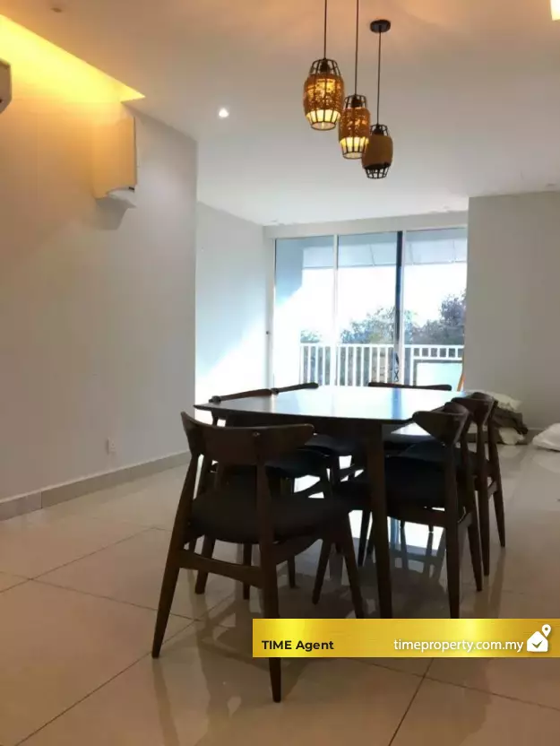 Putra Apartment — photo 1
