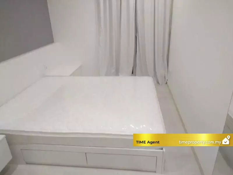 Straits Garden Suite (Block 349A1 &amp; 349A2) — photo 2