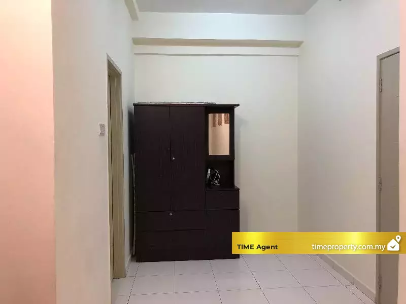 1-World Residence @ One World Residence — photo 2