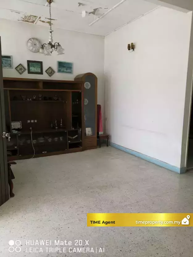 Taman Continental — photo 2