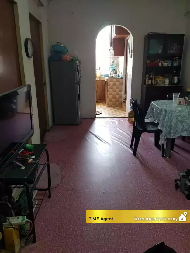 Property Photo 3