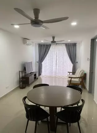 Suasana Lumayan Condominium