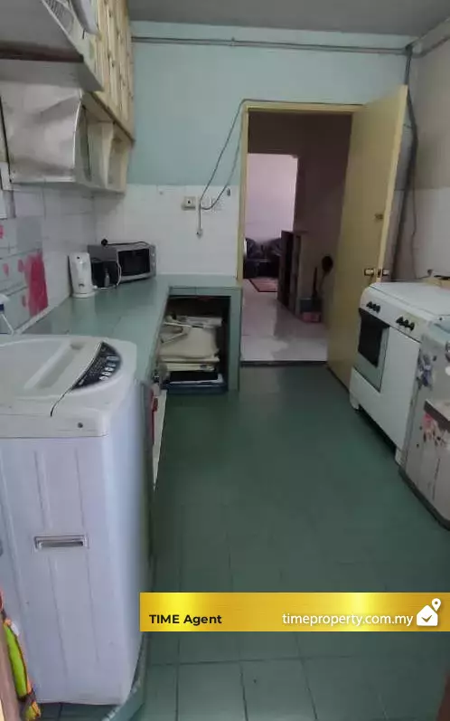 Flat Seksyen 18 — photo 5