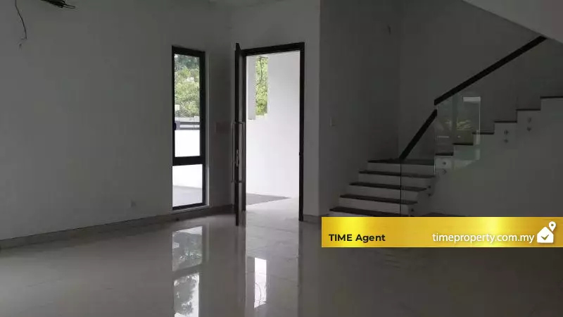 Taman Bukit Serdang — photo 3