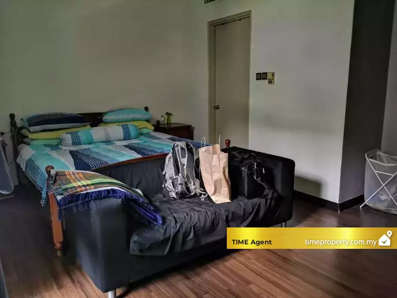 202 Desa Cahaya — photo 2