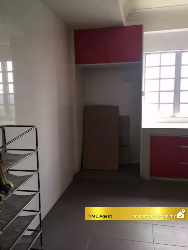 Red Ruby Apartment — photo 3