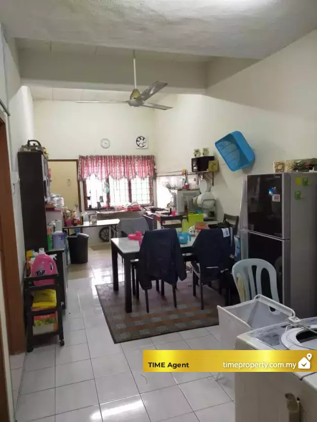 Taman Meru Aman — photo 1