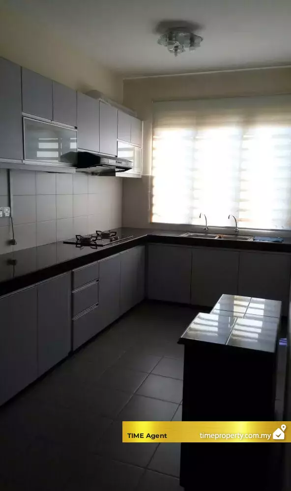 Taman Putra Prima — photo 5
