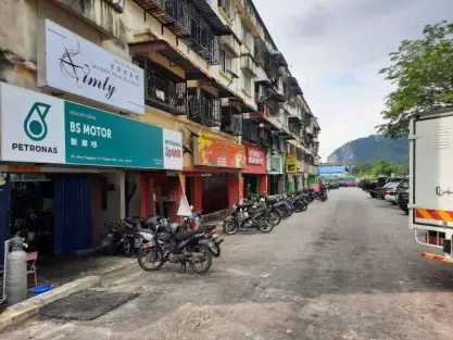 Jalan Pinggiran 2/2, Taman Pinggiran