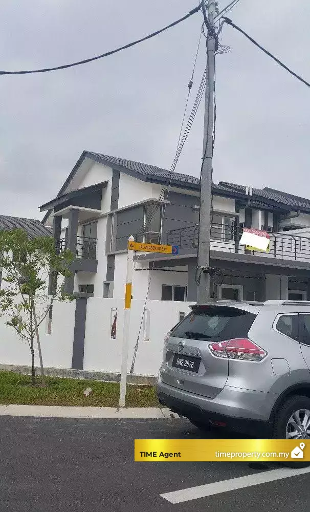 Bukit Beruntung — photo 1