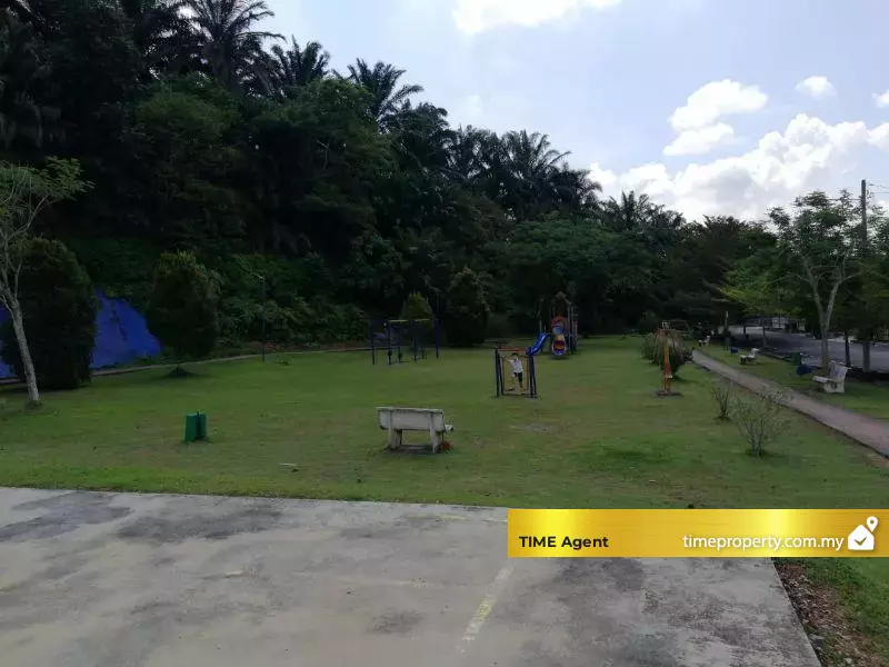 Taman Alma Indah — photo 4