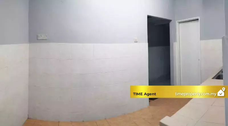 Desa Putra Apartment — photo 5
