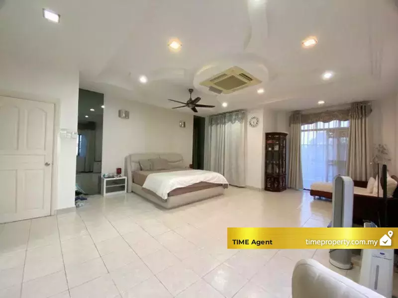 Taman Bukit Mewah (Kajang) — photo 1