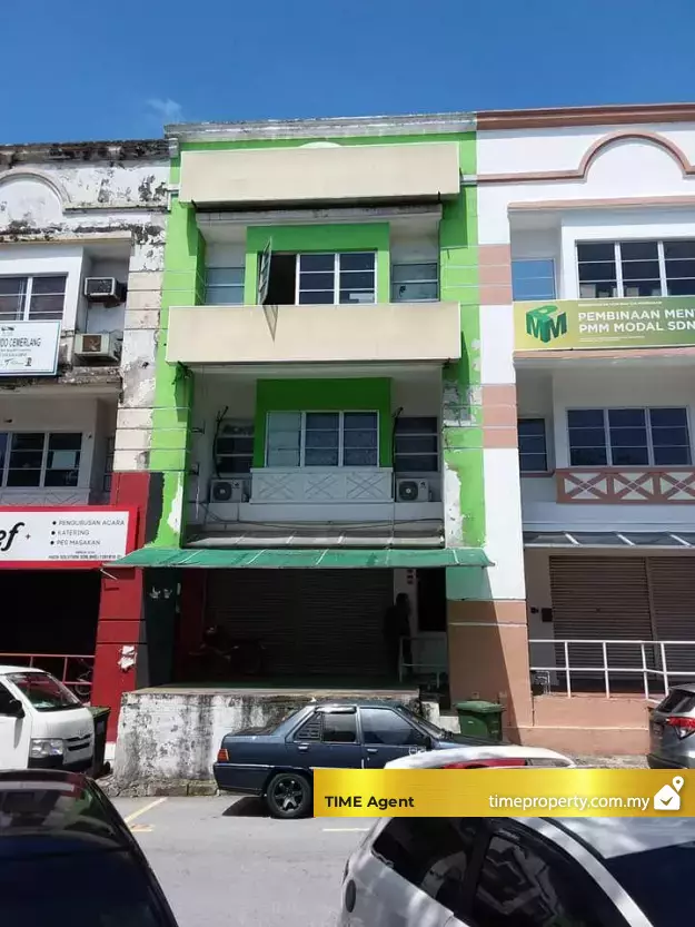 Jalan 4/4C, Desa Melawati — photo 1