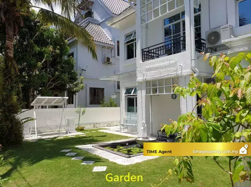 Ferringhi Villas — photo 1