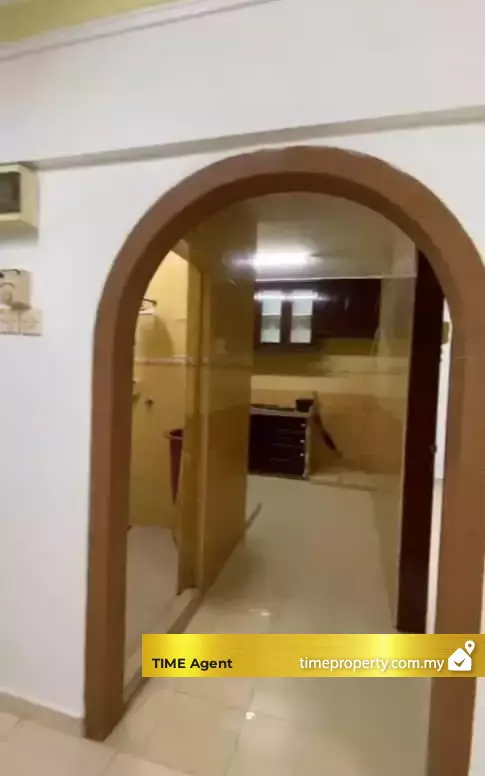 Medan Tengku Flat — photo 1